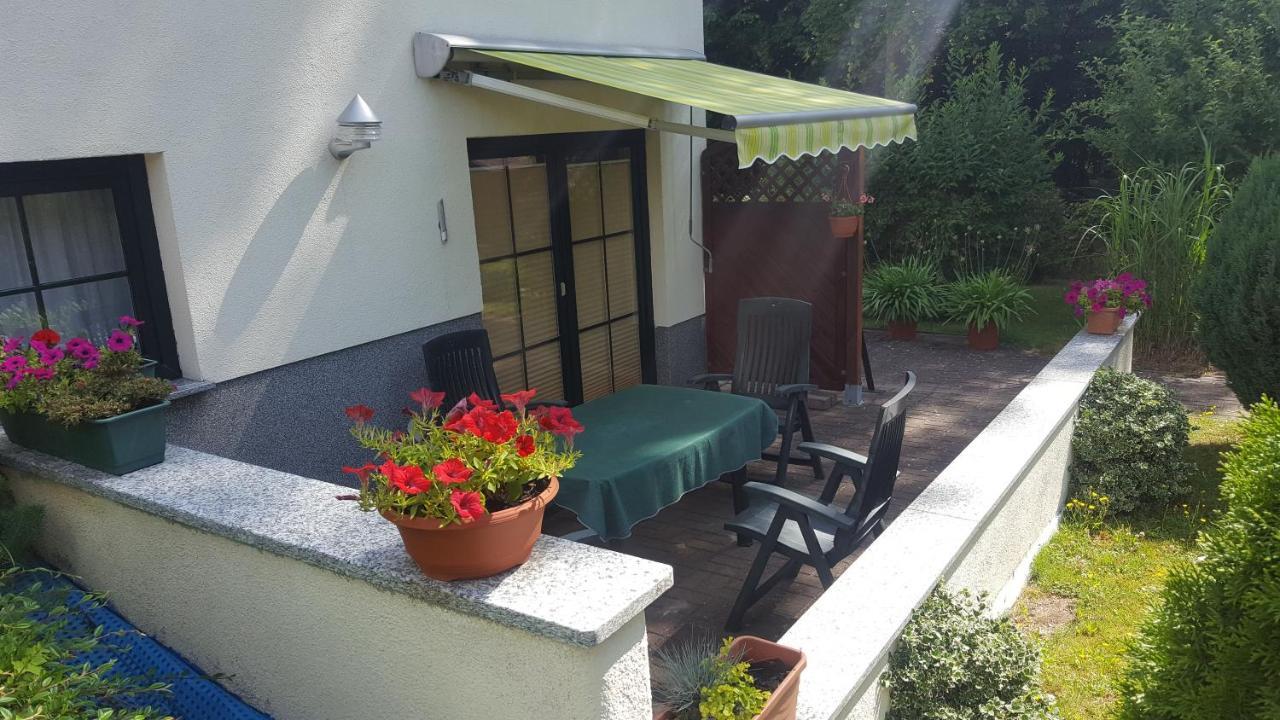 Ferienwohnung "Am Fechtertor- Eingang Zum Schlosspark" Putbus Luaran gambar